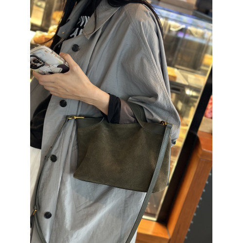 磨砂牛皮水桶包女2025新款真皮復古托特包大容量高級感單肩斜後後背包