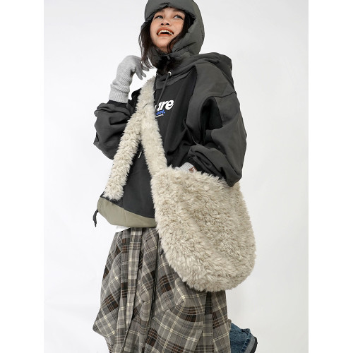 emptyshape空形原創毛毛包斜後後背包百搭大容量秋冬通勤單肩毛絨女包