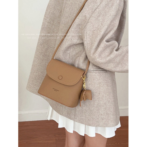 小衆復古手機包包女2025新款秋冬高級感單肩斜後後背包百搭超火水桶包 小衆復古手機包包女2025新款秋冬高級感單肩斜後後背包百搭超火水桶包