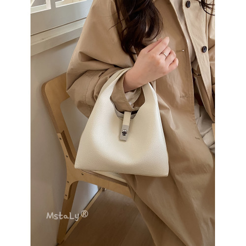 輕奢簡約ins軟皮手提水桶包包女2026新款早春百搭通勤單肩斜後後背包 輕奢簡約ins軟皮手提水桶包包女2026新款早春百搭通勤單肩斜後後背包