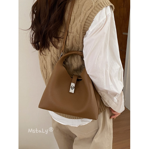 輕奢簡約ins軟皮手提水桶包包女2026新款早春百搭通勤單肩斜後後背包 輕奢簡約ins軟皮手提水桶包包女2026新款早春百搭通勤單肩斜後後背包