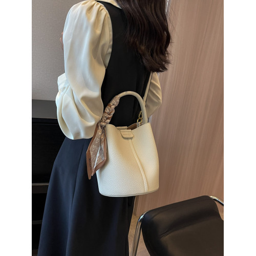 包包女2025新款休閒通勤手提包時尚百搭單肩斜後後背包小衆質感水桶包