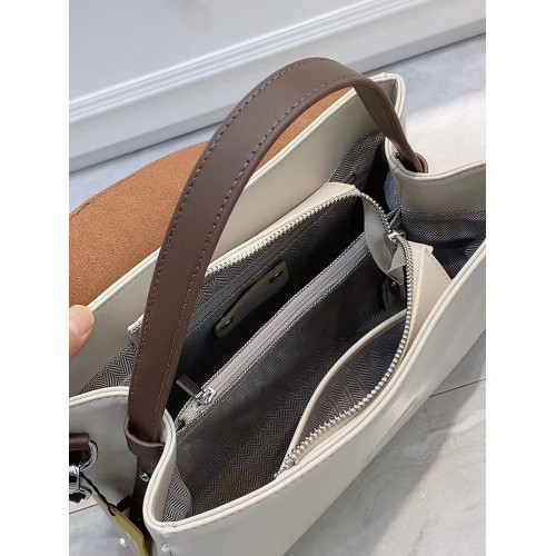 手提包女2026新款上班通勤高級感包包時尚百搭小衆氣質真皮斜後後背包