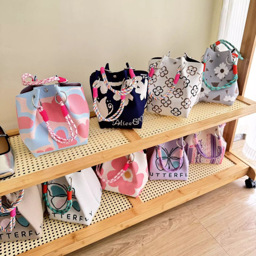 新小紅書經典復古針織可愛刺綉手提包超火小清新紫色水桶包手機包 新小紅書經典復古針織可愛刺綉手提包超火小清新紫色水桶包手機包