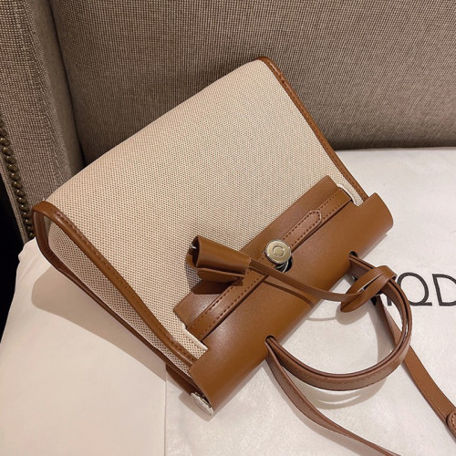 法國MKDA帆布凱莉包女2026新款大容量手提包包洋氣百搭單肩斜後後背包 法國MKDA帆布凱莉包女2026新款大容量手提包包洋氣百搭單肩斜後後背包