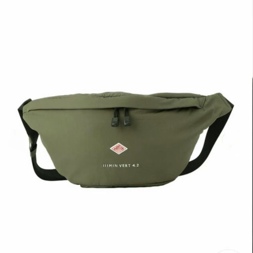 錦鯉~日系25秋冬新品戶外多功能大容量休閒洋氣百搭餃子斜後後背包