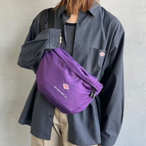 錦鯉~日系25秋冬新品戶外多功能大容量休閒洋氣百搭餃子斜後後背包