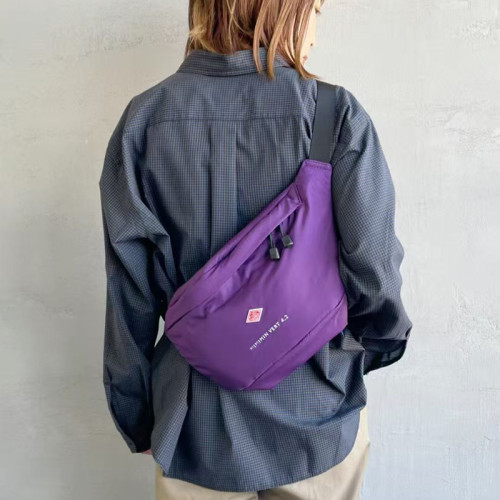 錦鯉~日系25秋冬新品戶外多功能大容量休閒洋氣百搭餃子斜後後背包