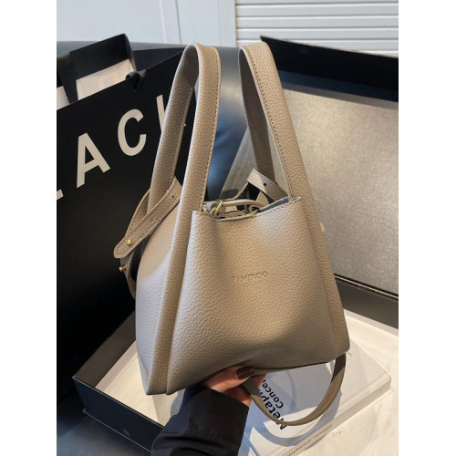 手拎時尚休閒水桶包2025春季新款韓版潮流百搭單肩包高級感斜後後背包