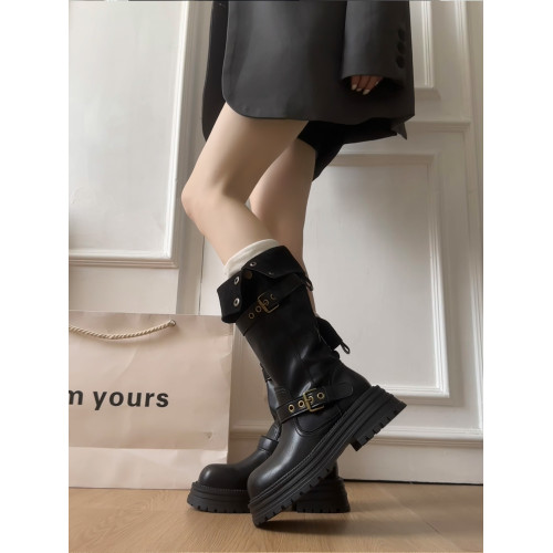 英倫風復古皮帶釦靴子長筒靴女2026秋冬季新款厚底增高高筒騎士靴