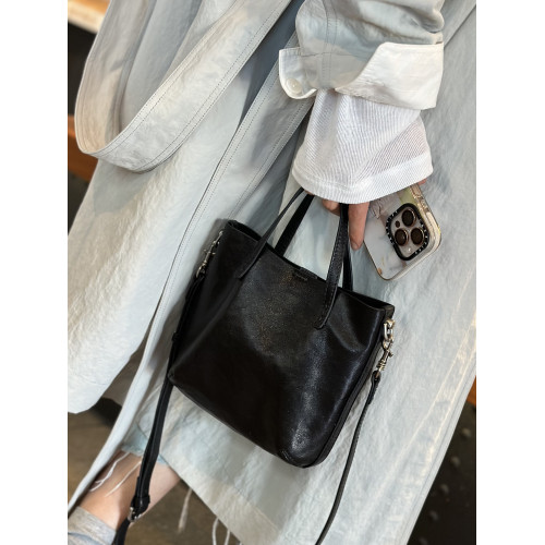 植鞣皮水桶托特包女2025新款真皮軟皮手提包復古高級感單肩斜後後背包 植鞣皮水桶托特包女2025新款真皮軟皮手提包復古高級感單肩斜後後背包