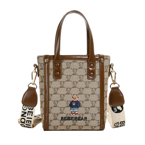 北包包2025新款原創小熊帆布水桶包寬肩帶斜背時尚百搭手提手機包 北包包2025新款原創小熊帆布水桶包寬肩帶斜背時尚百搭手提手機包