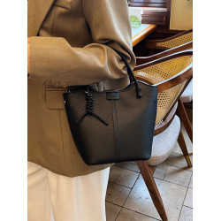 手拎菜籃子包包女2025新款時尚高級感水桶包多功能手提斜背通勤包