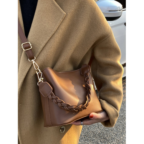 高級感小包包女包2025新款小衆百搭小衆復古單肩斜後後背包腋下水桶包