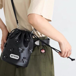 日系新款小衆設計感花朵水桶包女時尚百搭單肩斜背手提包