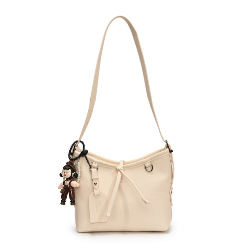 夏季流行軟皮小包包女2025新款時尚簡約水桶包休閒質感單肩斜後後背包