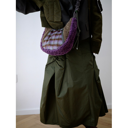 housedesign原創2025秋冬新款單肩腋下月牙包毛絨毛呢斜背毛毛包