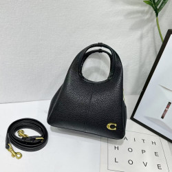 香港2026新款女包真皮菜籃子單肩斜背時尚大容量簡約手提水桶包