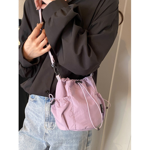 韓版休閒新款小衆單肩包斜後後背包小布包手機包女休閒百搭迷你小桶包