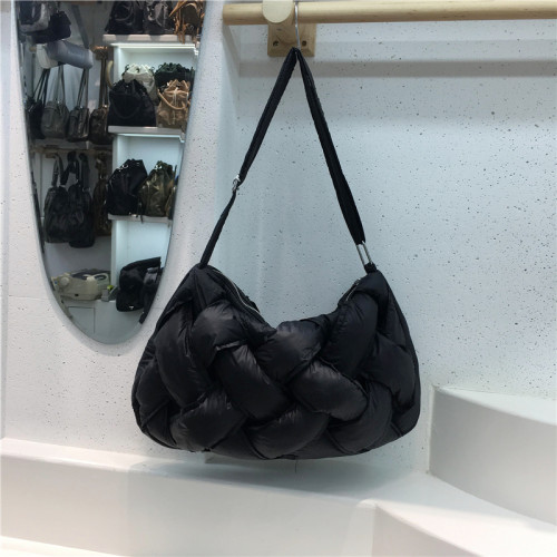 小髒櫃 韓國小衆東大門羽絨棉編織包新款時髦個性單肩斜背托特包