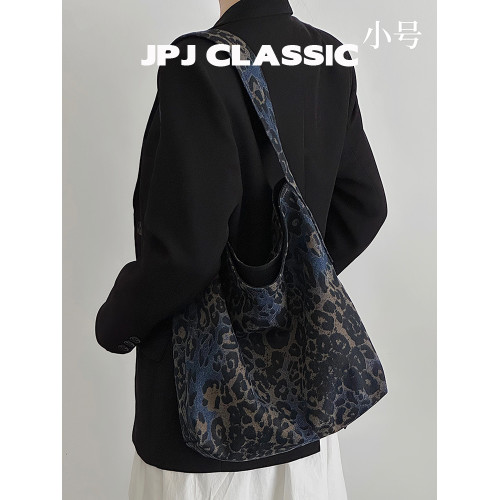 jpjclassic新品牛仔布豹紋托特包大容量軟包通勤包媽咪腋下包