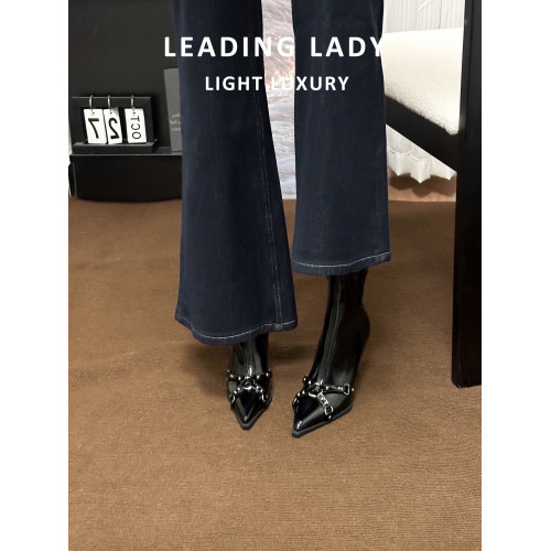 黑色尖頭細跟短靴女法式氣質高跟瘦瘦靴子2026巨好看秋冬新款單靴