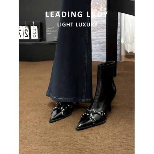 黑色尖頭細跟短靴女法式氣質高跟瘦瘦靴子2026巨好看秋冬新款單靴