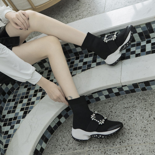 白色襪靴女2026新款冬百搭厚底增高ins網紅瘦瘦靴rv方釦水鑽短靴