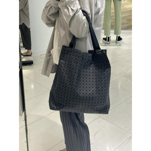 日本男女款幾何菱格大容量托特包矽膠購物袋單肩手提電腦包百搭