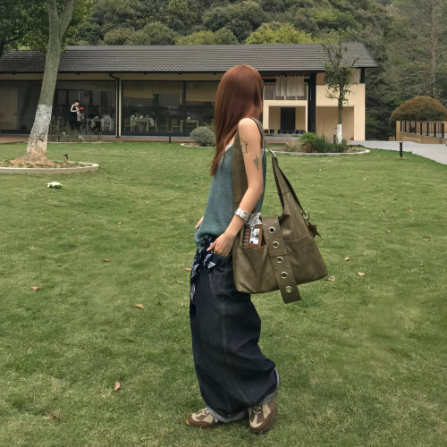 韓國小衆hieta龐克風機車包鉚釘皮帶托特包大容量單肩斜後後背包包女