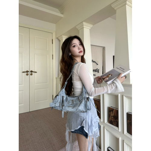 Cultivator原創小衆復古辣妹單肩手提斜背機車包腋下包2025秋冬新 Cultivator原創小衆復古辣妹單肩手提斜背機車包腋下包2025秋冬新