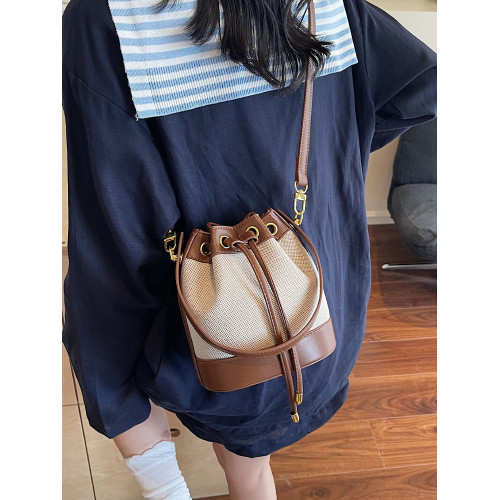 時尚洋氣水桶包包2025新款女夏手拎復古簡約單肩包小衆設計斜後後背包 時尚洋氣水桶包包2025新款女夏手拎復古簡約單肩包小衆設計斜後後背包