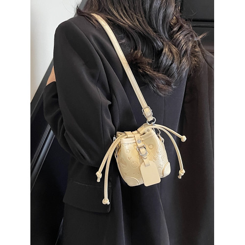 小衆斜背小包包上班小拎包女2025新款百搭迷你抽繩水桶包潮單肩包 小衆斜背小包包上班小拎包女2025新款百搭迷你抽繩水桶包潮單肩包