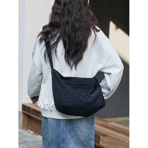 餃子包慵懶松弛感斜後後背包輕便上班通勤托特包休閒運動單肩包日系女 餃子包慵懶松弛感斜後後背包輕便上班通勤托特包休閒運動單肩包日系女