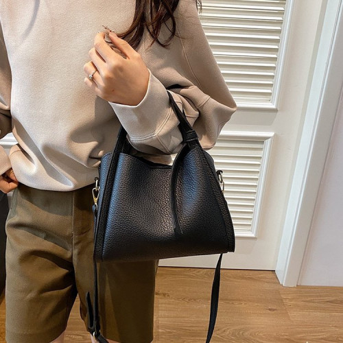 2025新款軟皮包包水桶包高級感潮流大N容量通勤手提手拎單肩 2025新款軟皮包包水桶包高級感潮流大N容量通勤手提手拎單肩