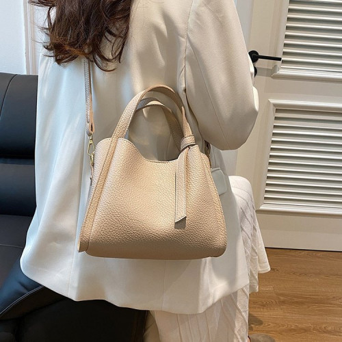 2025新款軟皮包包水桶包高級感潮流大N容量通勤手提手拎單肩 2025新款軟皮包包水桶包高級感潮流大N容量通勤手提手拎單肩