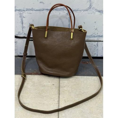 頭層植鞣牛皮水桶包女士真皮高級感手提包韓版簡約質感單肩斜後後背包