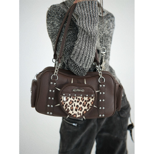 uustudio小衆原創設計秋冬復古亞比哥特風辣妹鉚釘愛心豹紋腋下包 uustudio小衆原創設計秋冬復古亞比哥特風辣妹鉚釘愛心豹紋腋下包