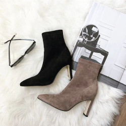 白色短靴女高跟粗跟尖頭2025新款秋冬百搭皮面ins網紅瘦瘦靴裸靴