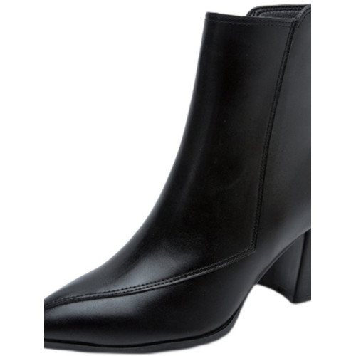 氣質小個子馬丁靴女潮2025秋季新款尖頭上班時尚粗跟瘦瘦靴設計感