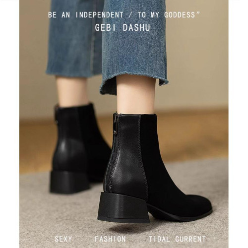 真皮粗跟小短靴女2026新款復古切爾西靴絨面後拉鍊拼接小香風單靴