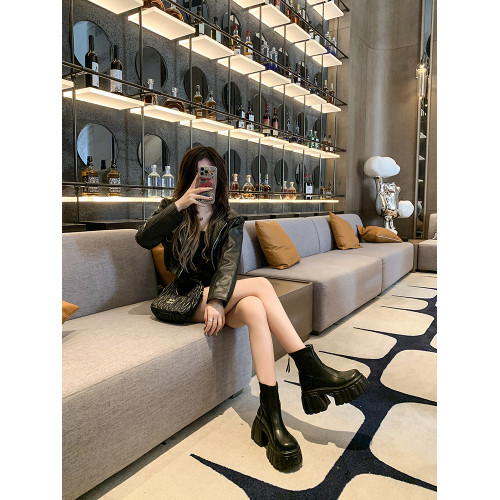 8cm厚底瘦瘦靴女加絨2025冬季新款小個子增高馬丁短靴輕便菸筒靴