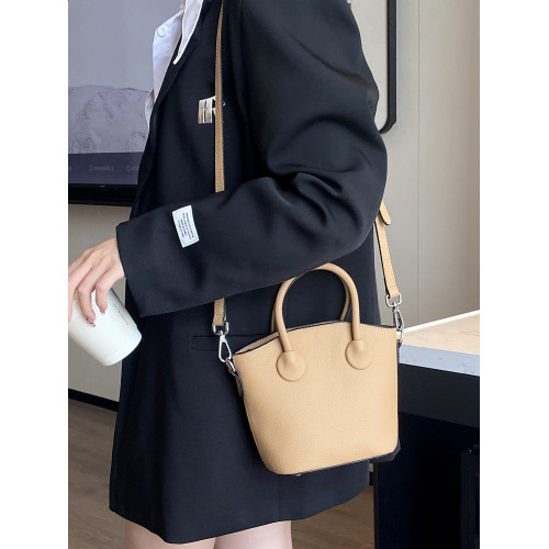 2025秋冬新款真皮斜背手提小包包簡約百搭牛皮大容量貝殼單肩女包