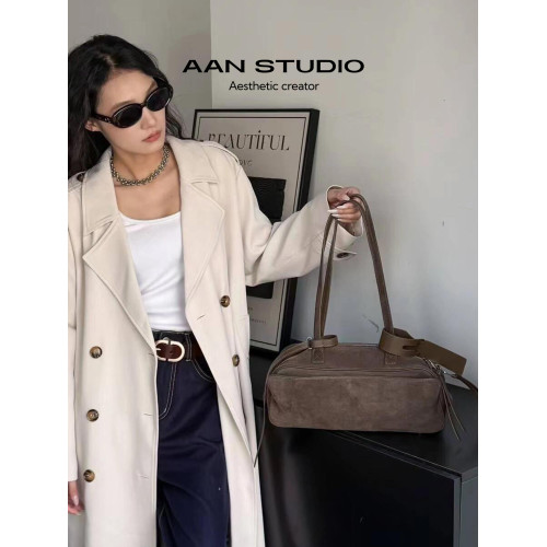 【AAN】頭層磨砂牛皮保齡球托特包女大容量通勤枕頭包手提單肩包