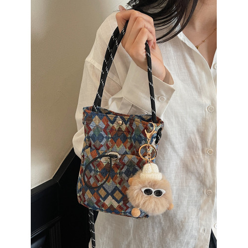 今年流行菱格包包女2025新款時尚洋氣斜後後背包女ins小衆百搭單肩包