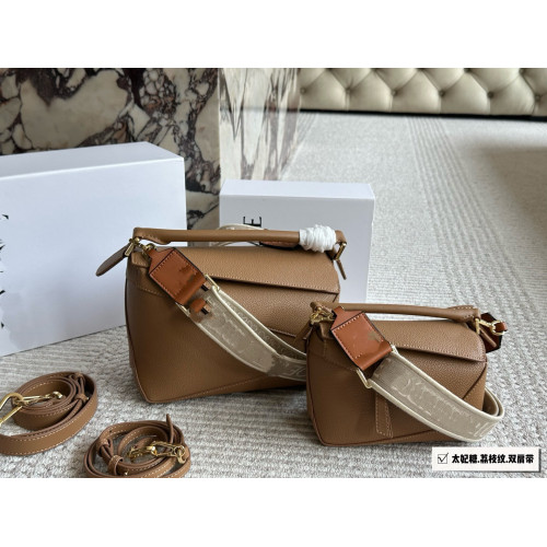 25新款單肩斜背手提包枕頭包mini幾何包puzzle雙肩帶拼接真皮女包