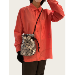 2026新款抽繩斜背小包百搭時尚單肩包日本幾何菱格束口水桶包女潮