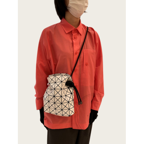 2026新款抽繩斜背小包百搭時尚單肩包日本幾何菱格束口水桶包女潮