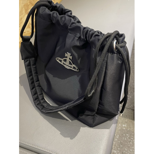 2026新款西西西土星尼龍抽繩水桶包簡約單肩腋下包大容量托特包女