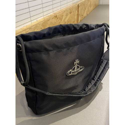 2026新款西西西土星尼龍抽繩水桶包簡約單肩腋下包大容量托特包女